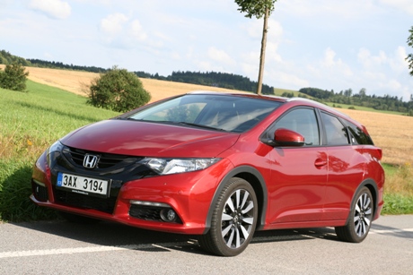 Galerie: Test Hondy Civic Tourer 1,6 i-DTEC: docela jiný kombík